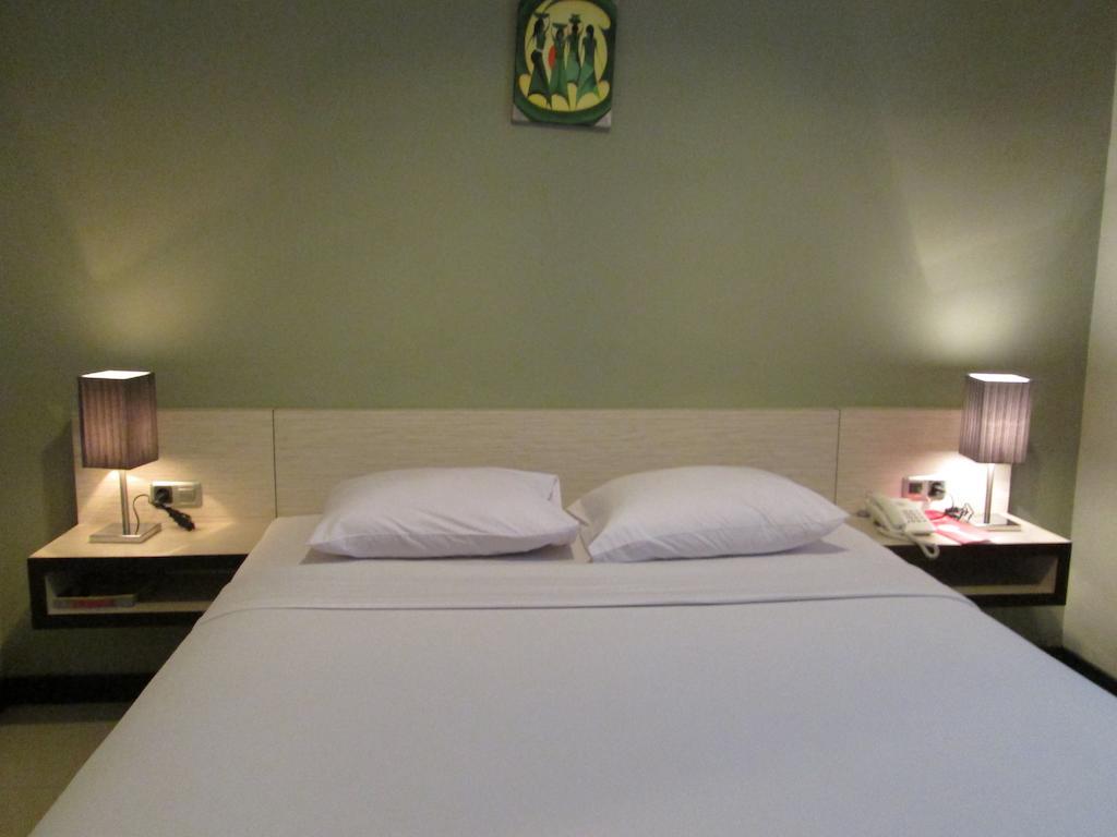 N3 Hotel Jakarta Kamer foto