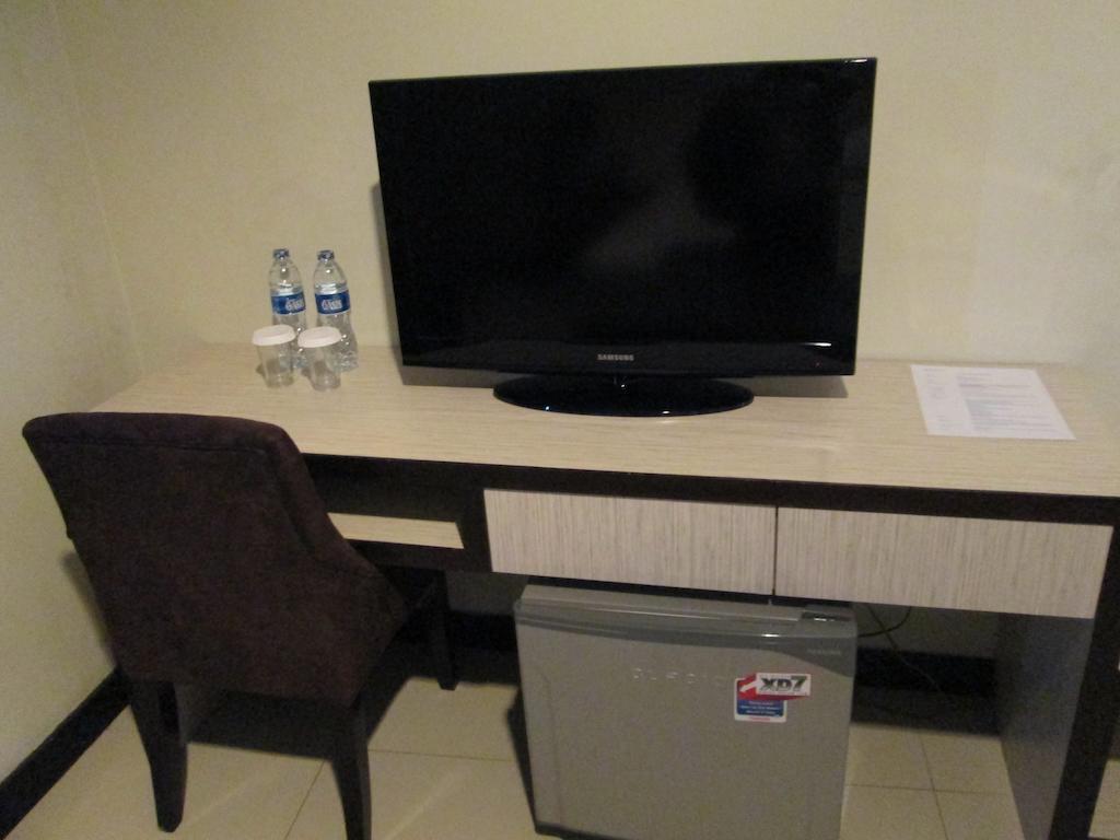 N3 Hotel Jakarta Kamer foto