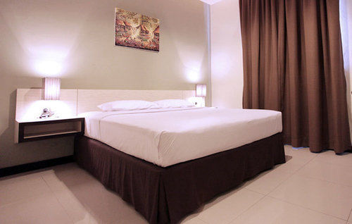 N3 Hotel Jakarta Buitenkant foto